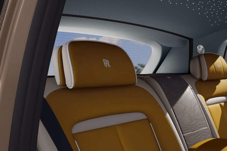 rolls-royce cullinan-seat-headrest